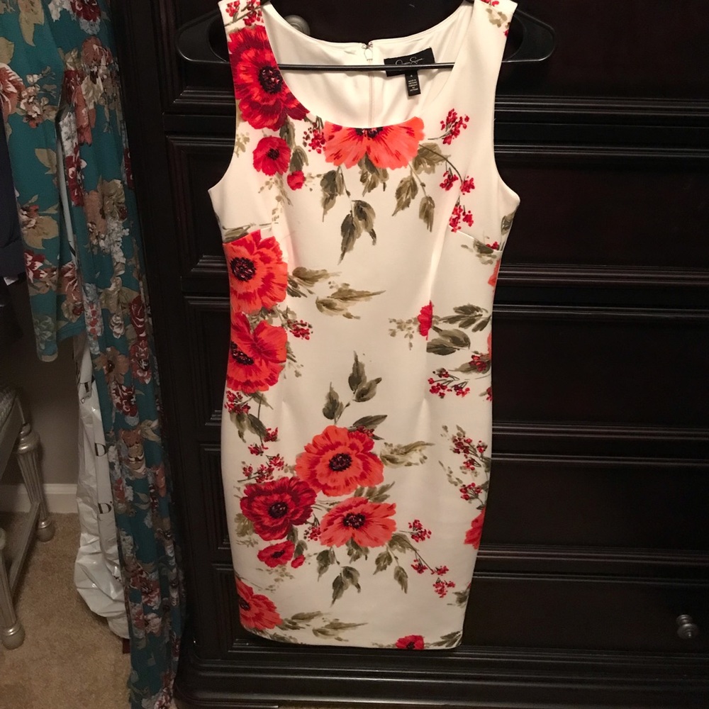 Jessica Simpson Size 4 curvy dress